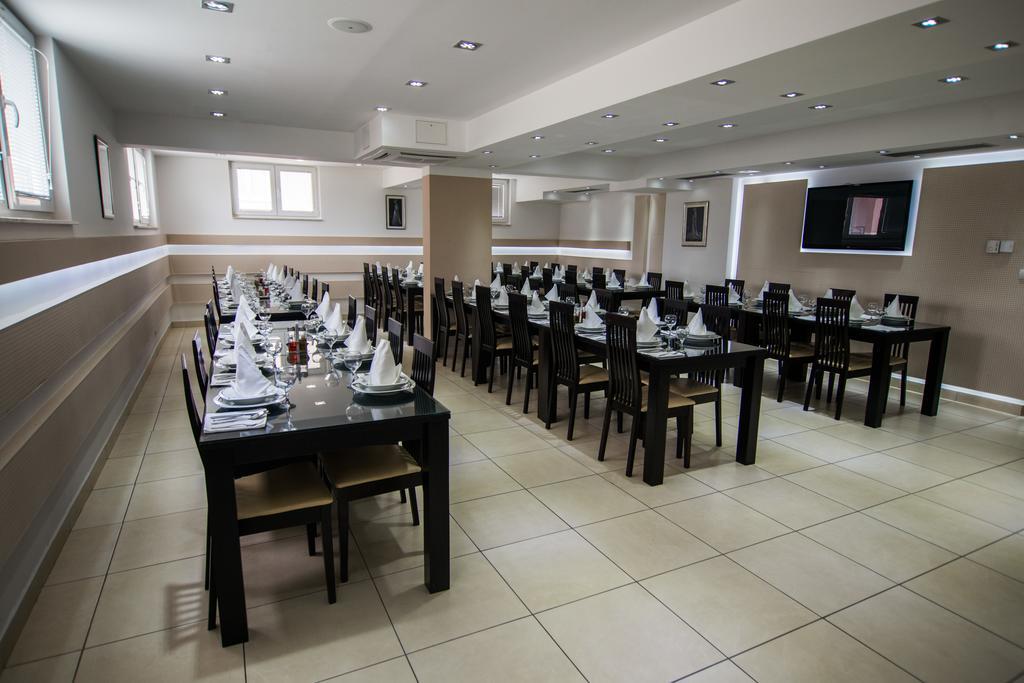 Hotel Lux Međugorje エクステリア 写真